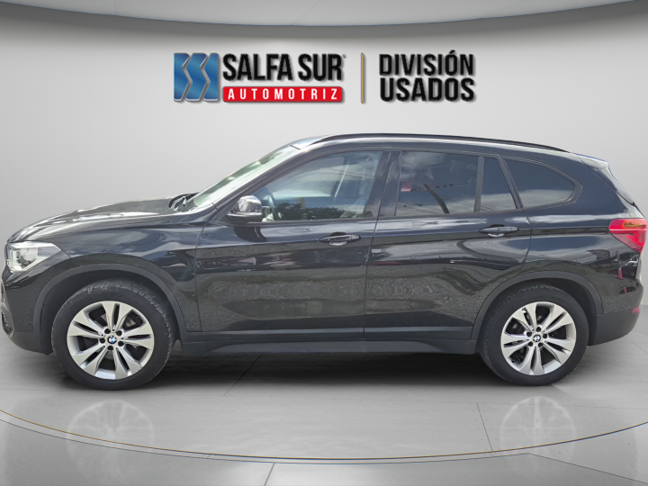 BMW X1 SDRIVE18D LU - Vista 1