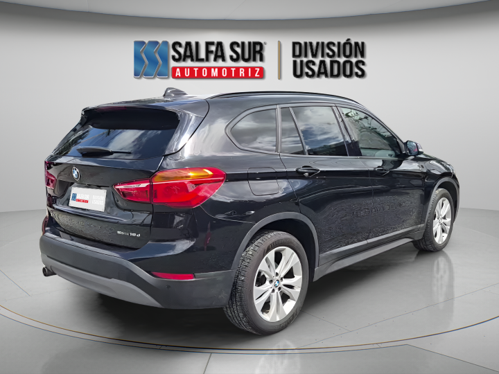 BMW X1 SDRIVE18D LU - Vista 4