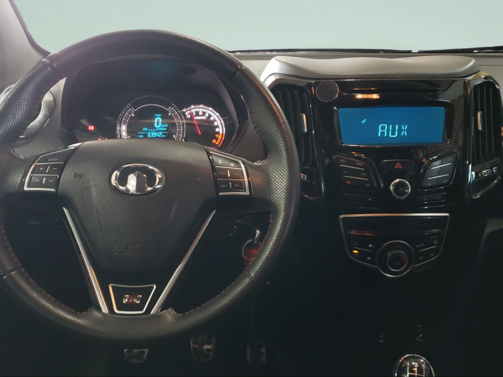 GREAT WALL M4 HB 1.5 - Vista 8