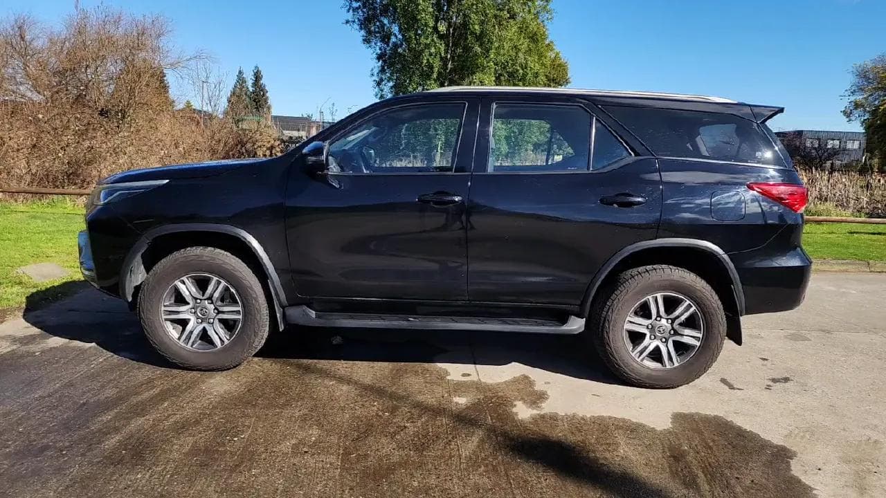 TOYOTA FORTUNER OTTO 2 - Vista 2