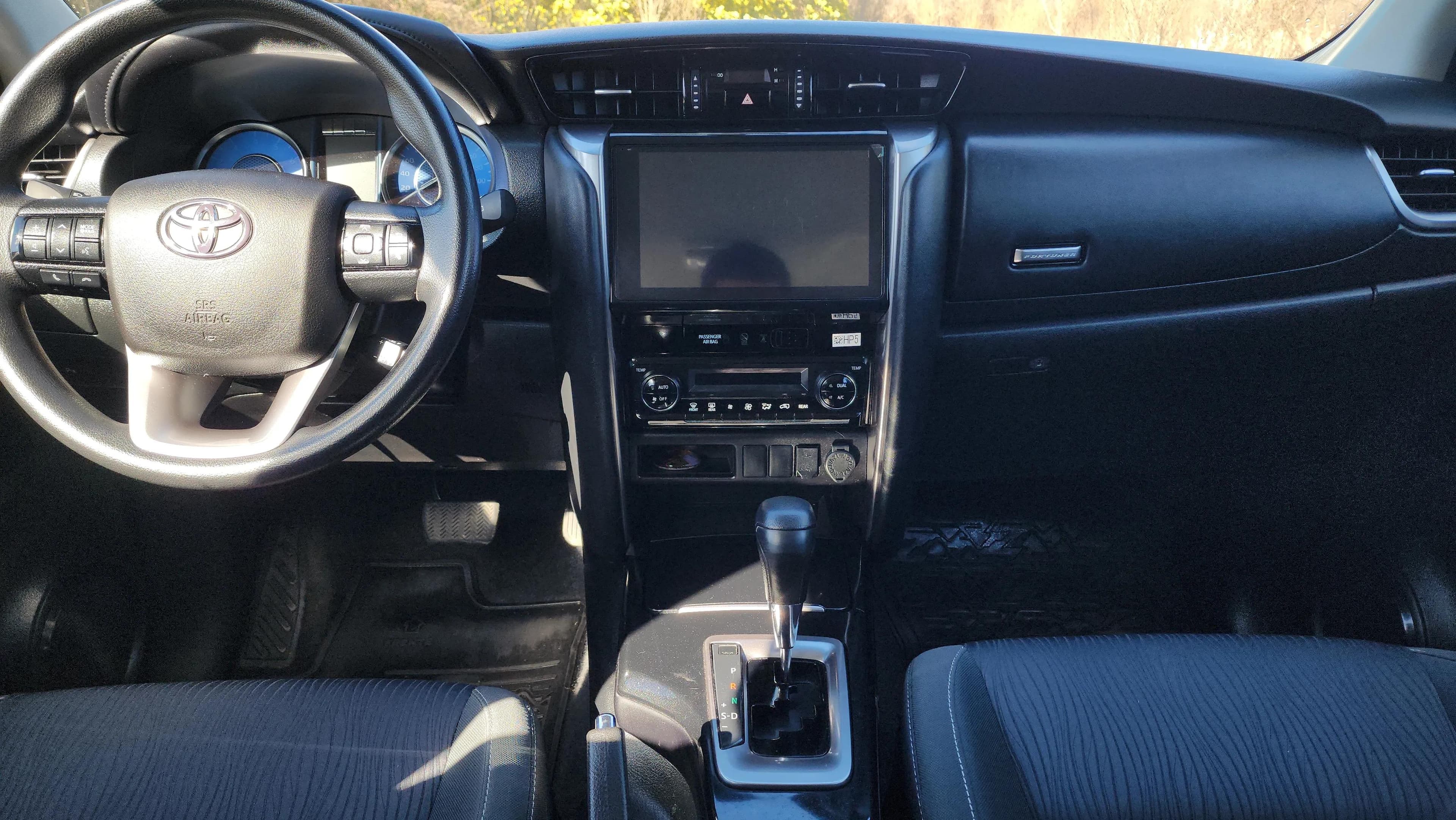 TOYOTA FORTUNER OTTO 2 - Vista 8