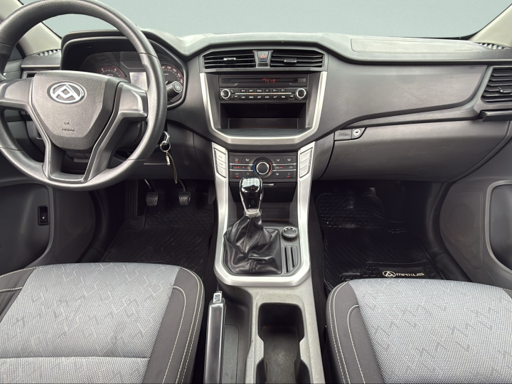 MAXUS T60 4X4 2.8 - Vista 7