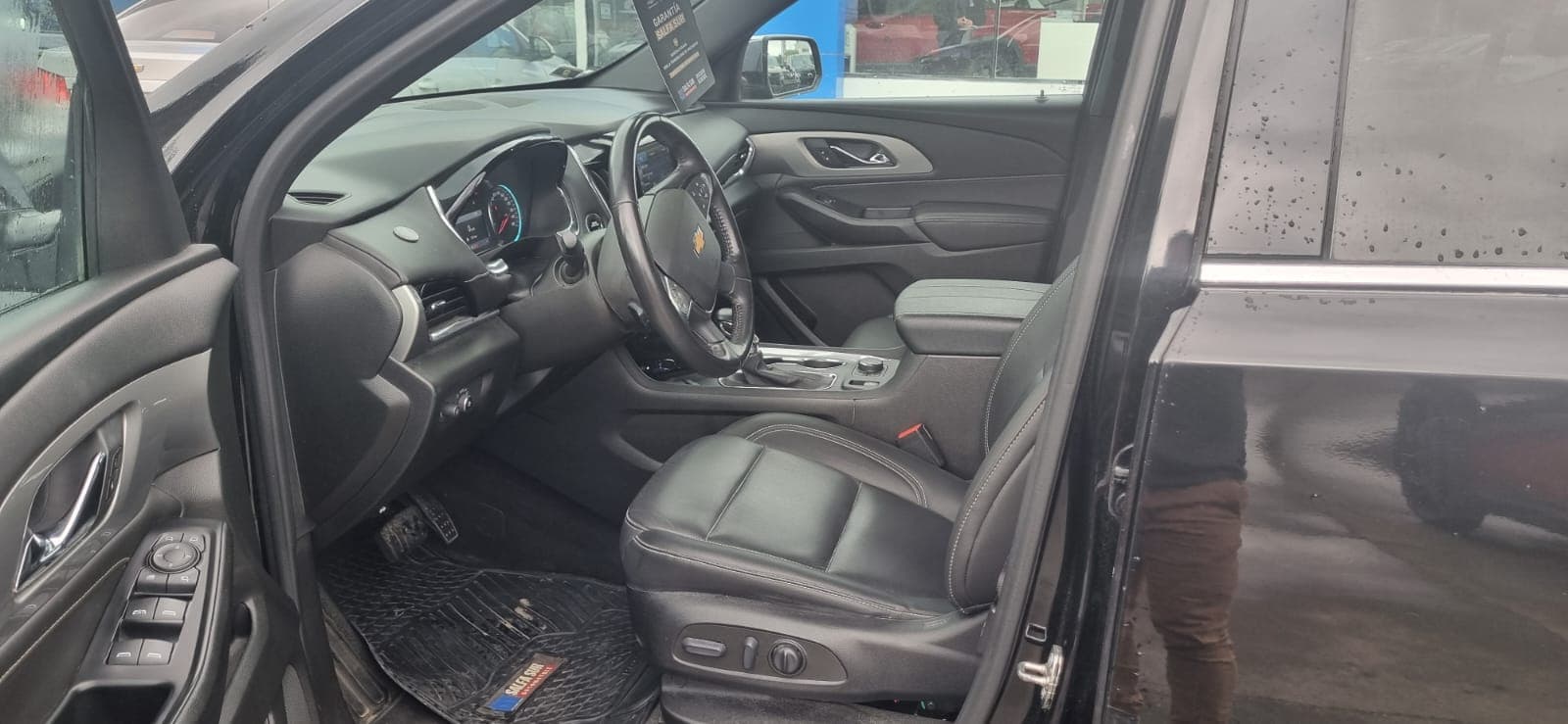 CHEVROLET TRAVERSE LT AWD - Vista 8