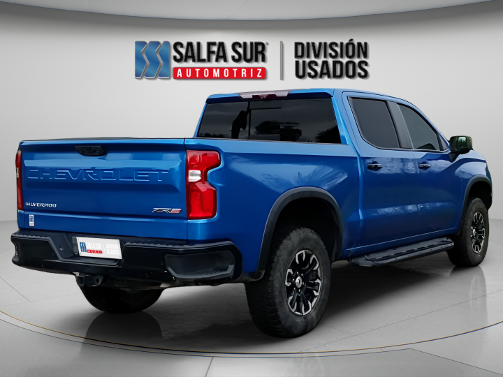 CHEVROLET SILVERADO 6.2L  - Vista 4