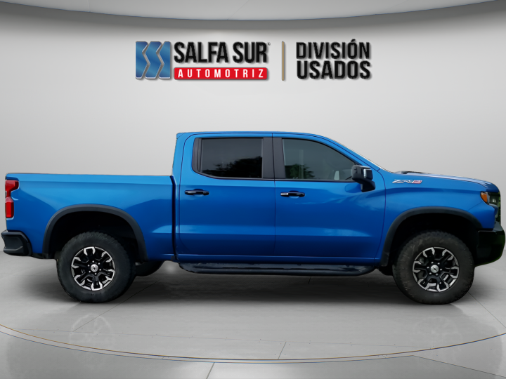 CHEVROLET SILVERADO 6.2L  - Vista 5