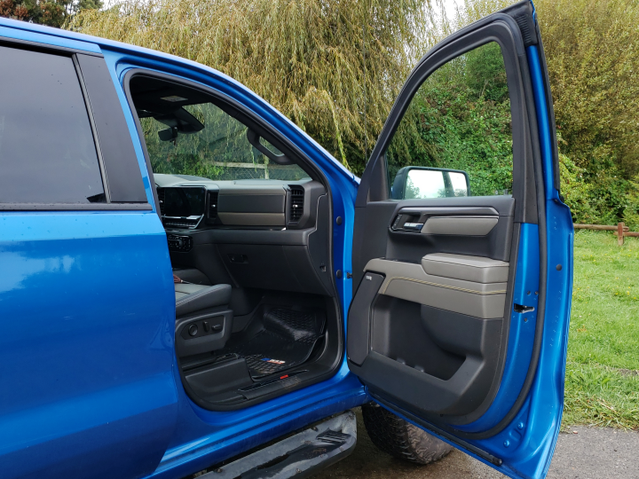 CHEVROLET SILVERADO 6.2L  - Vista 8