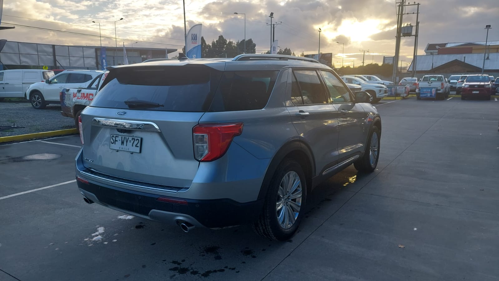 FORD EXPLORER 4X2 2. - Vista 4