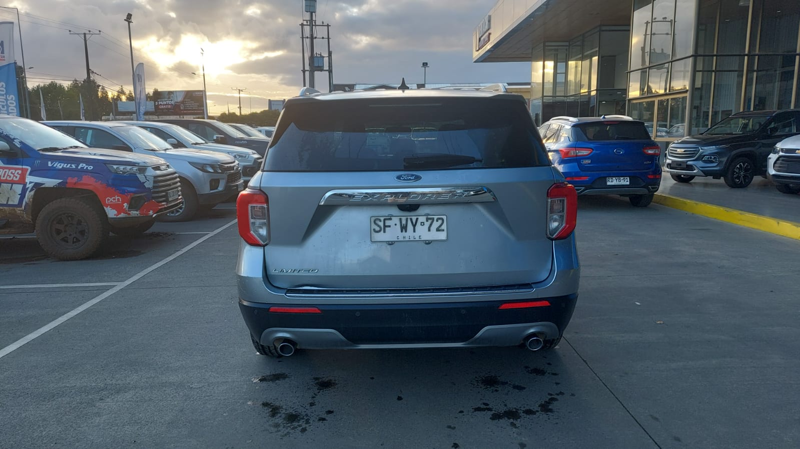 FORD EXPLORER 4X2 2. - Vista 5