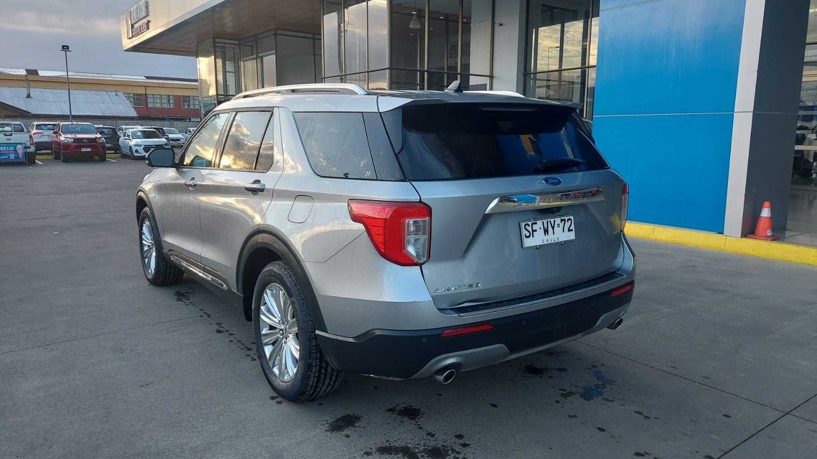 FORD EXPLORER 4X2 2. - Vista 6
