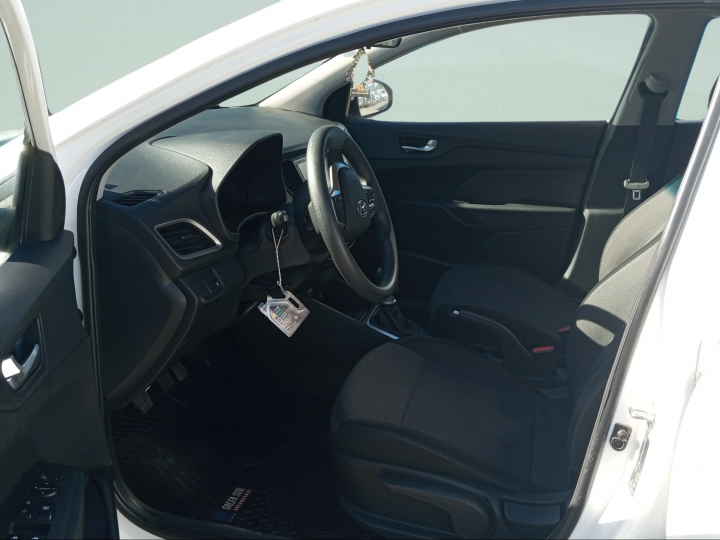 HYUNDAI ACCENT HCI 1.4 - Vista 6