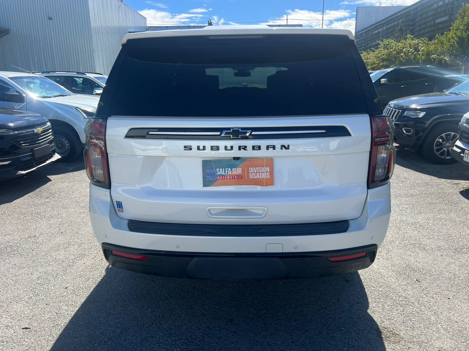 CHEVROLET SUBURBAN 5.3L Z - Vista 5