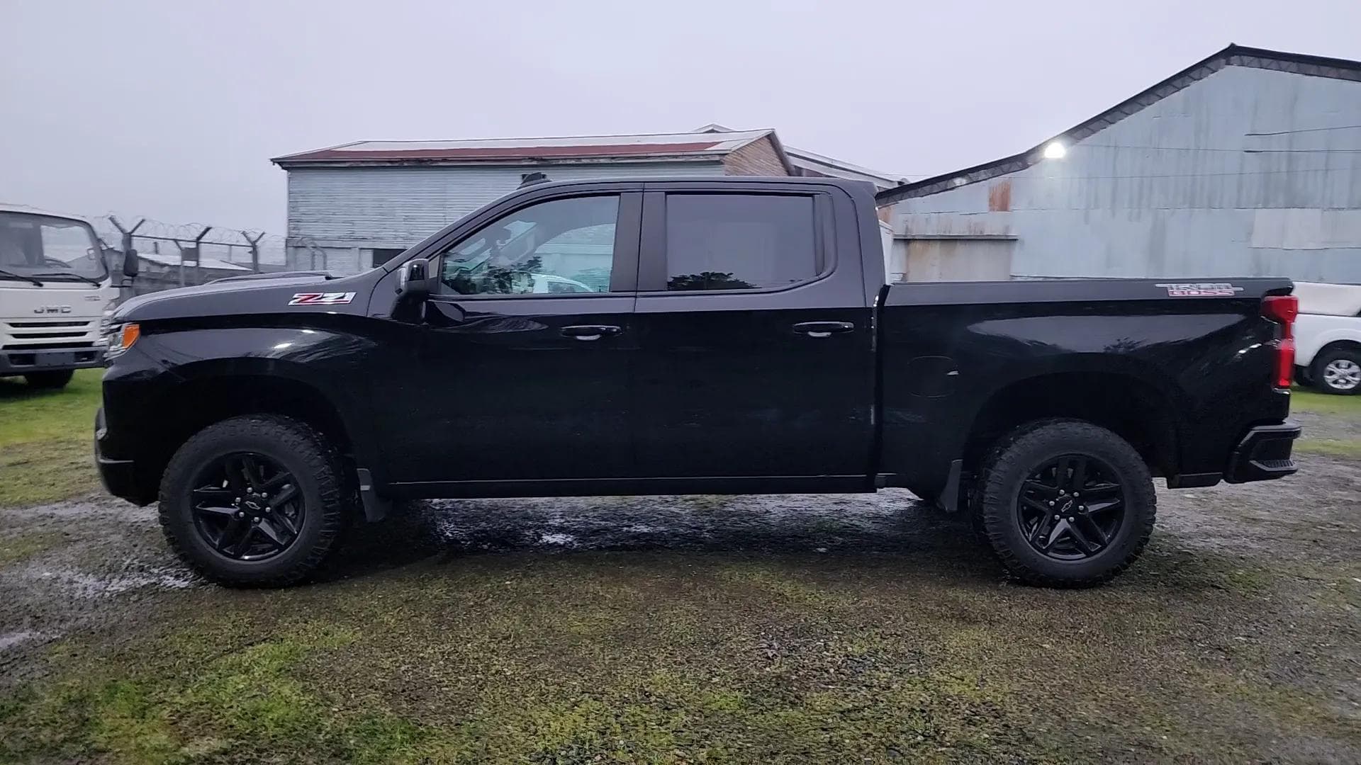 CHEVROLET SILVERADO 4X4 C - Vista 2