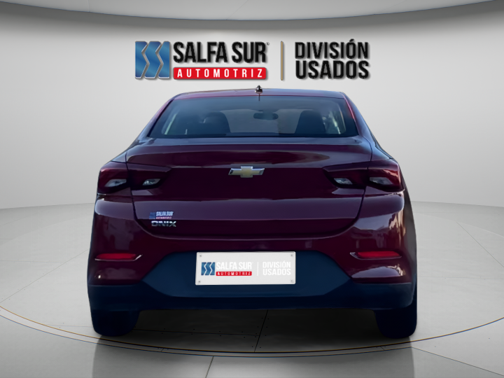 CHEVROLET ONIX SEDÁN 1.2L - Vista 3
