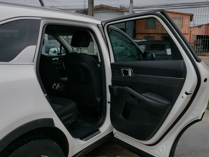 KIA MOTORS SORENTO EX 2.5 - Vista 8