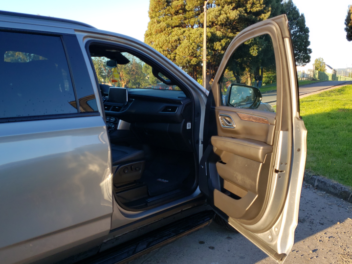 CHEVROLET TAHOE 4WD 5.3 A - Vista 8