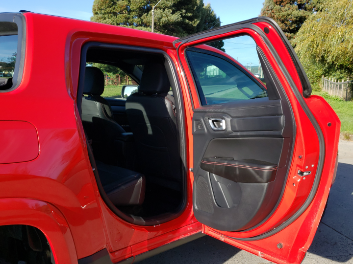 RAM RAMPAGE LARAMIE - Vista 6